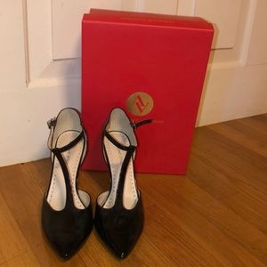 Adrienne Vittadini black heels
